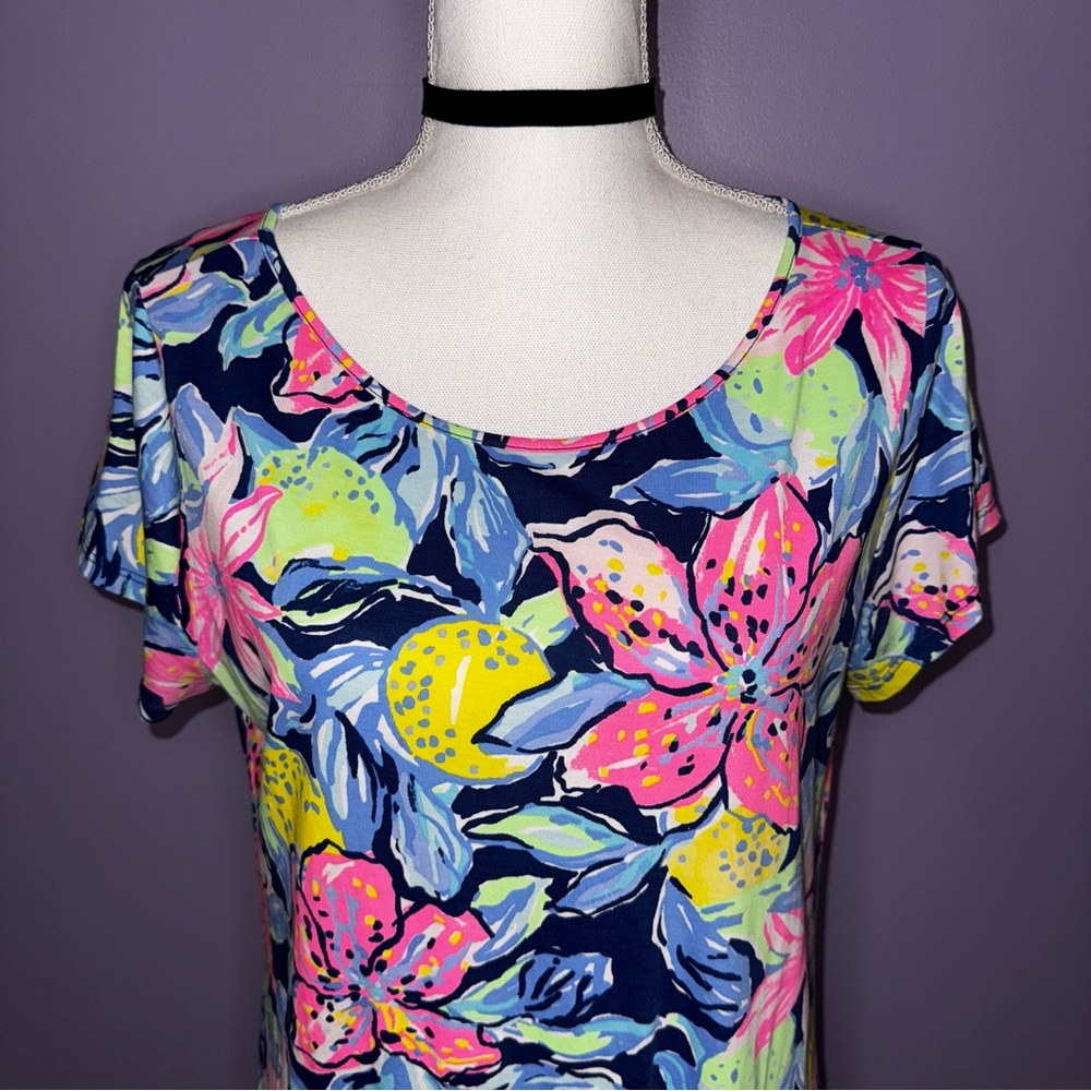 SOLD Lilly Pulitzer Short Sleeve Marlowe Dress - Picture 3 of 14